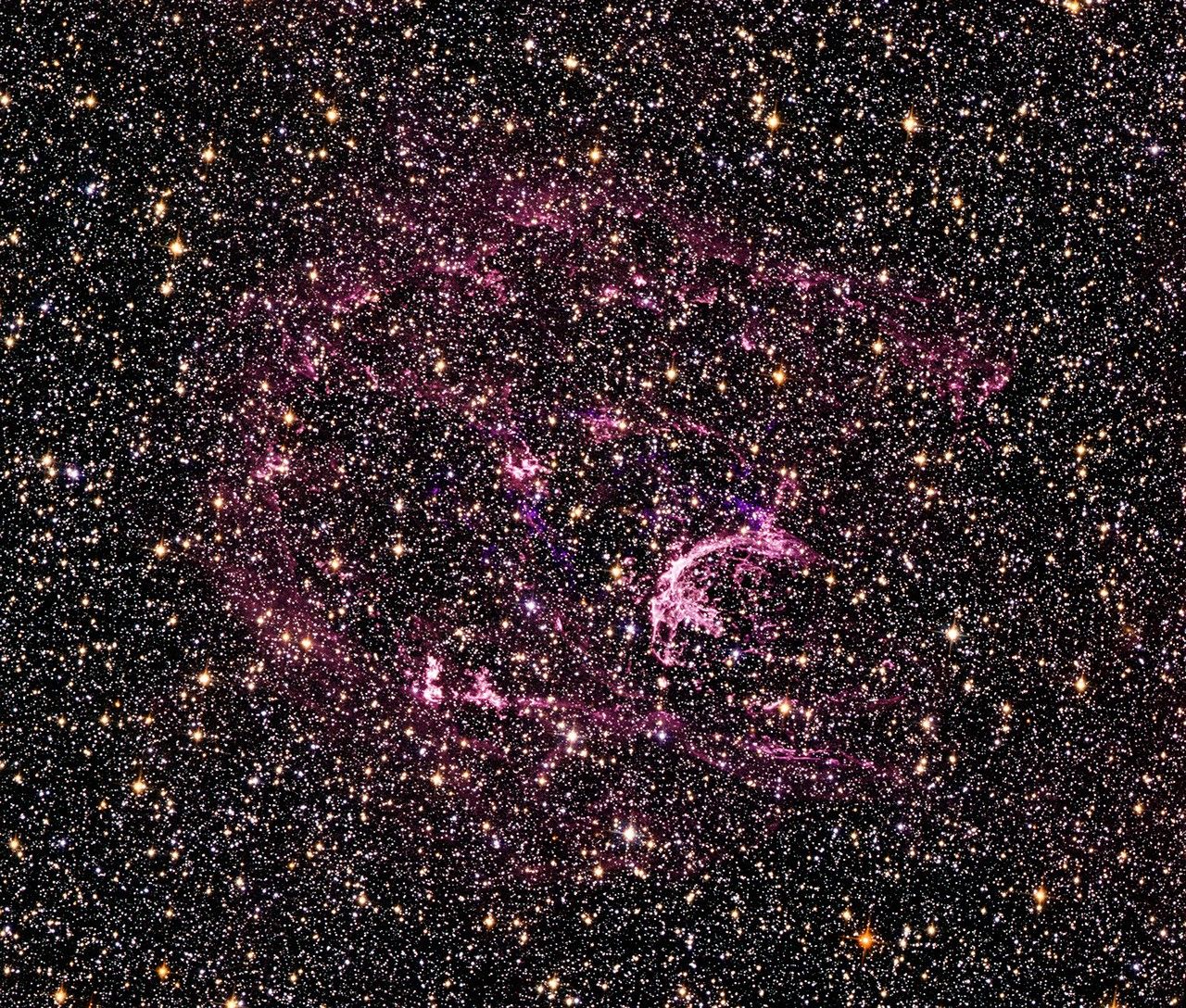 Supernova Remnant LMC N132D