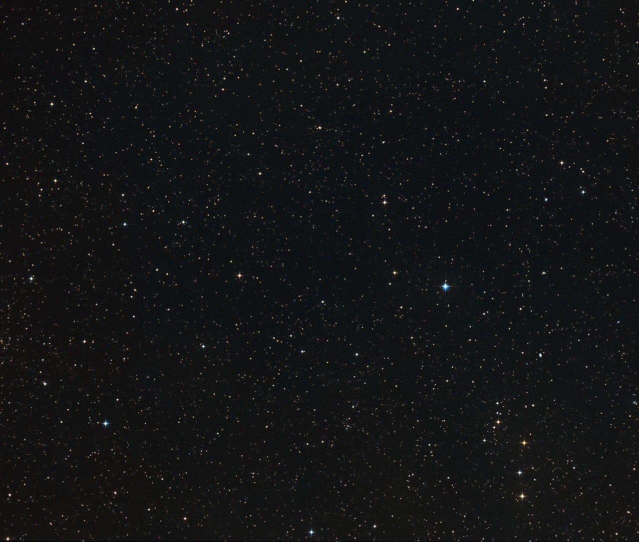 HUDF Region from the Digitized Sky Survey