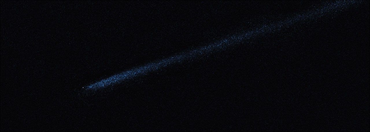 Hubble WFC3 Image of P/2010 A2 (April 19, 2010)