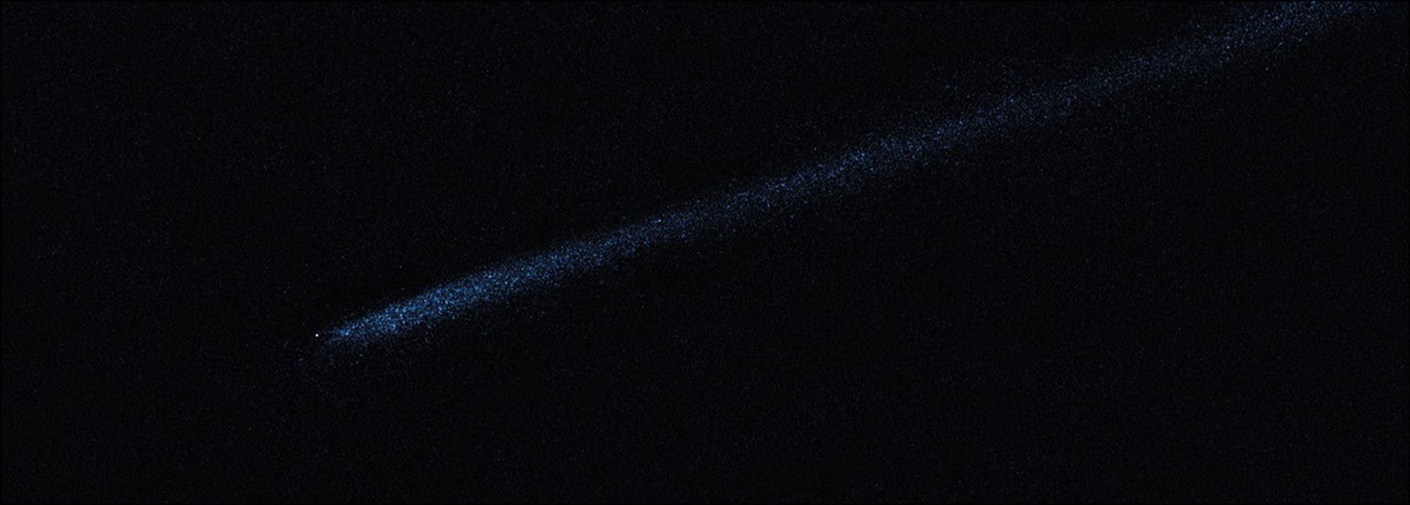 Hubble WFC3 Image of P/2010 A2 (April 19, 2010)