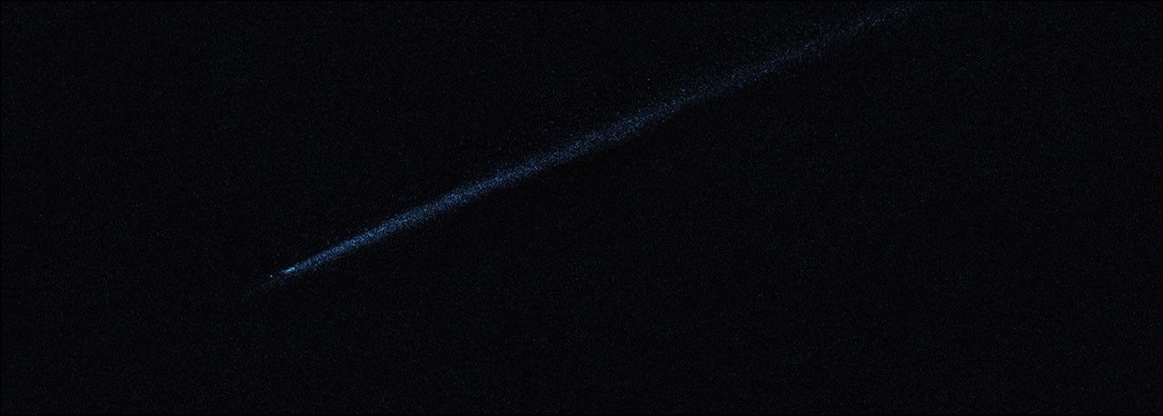 Hubble WFC3 Image of P/2010 A2 (May 29, 2010)
