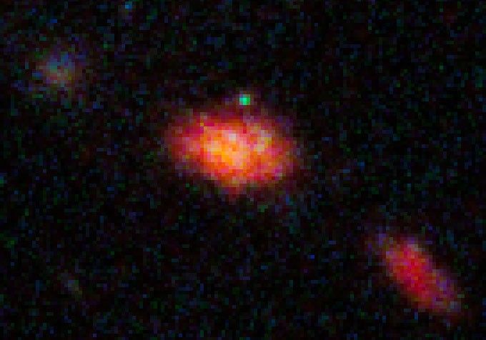 HST ACS WFC3 F606W Image with SN