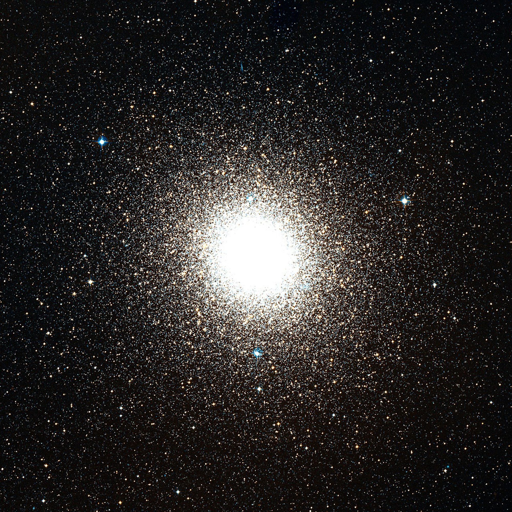 47 Tucanae – Digitized Sky Survey (DSS)