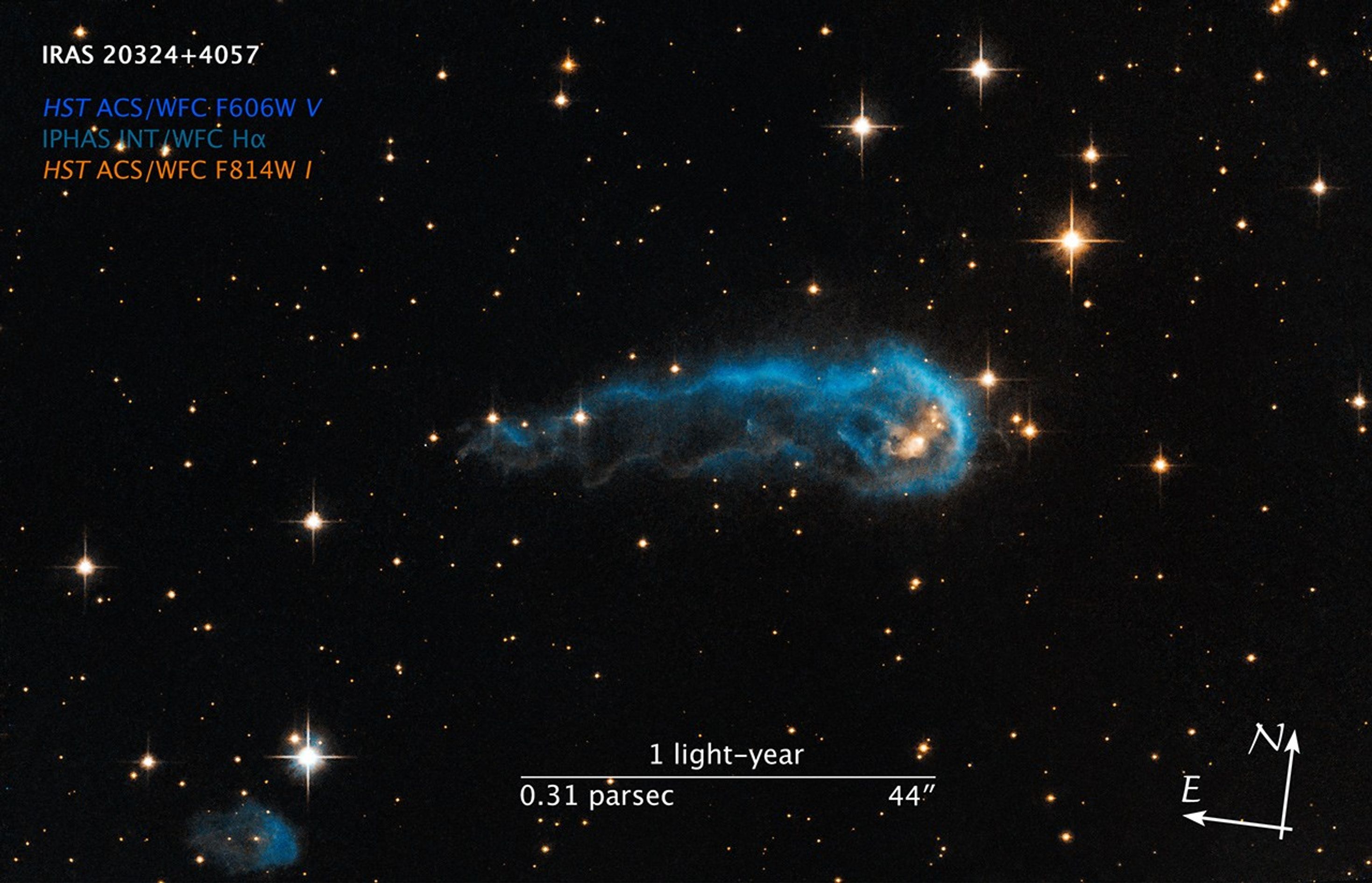 Compass and Scale Image for Protostar IRAS 20324+4057