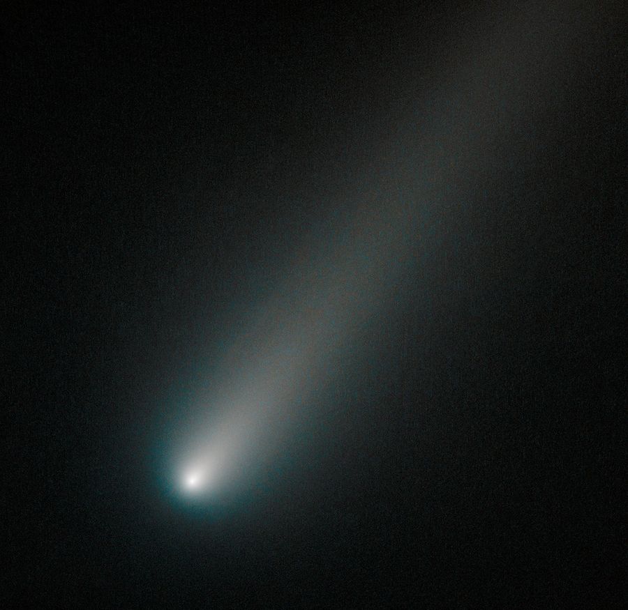 Incoming Comet ISON Appears Intact to NASA's Hubble