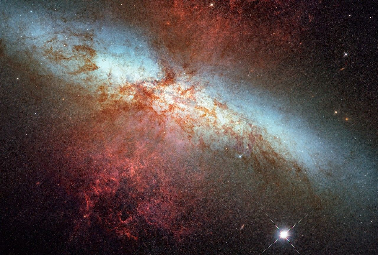 M82 Hubble Mosaic with 2014 Supernova