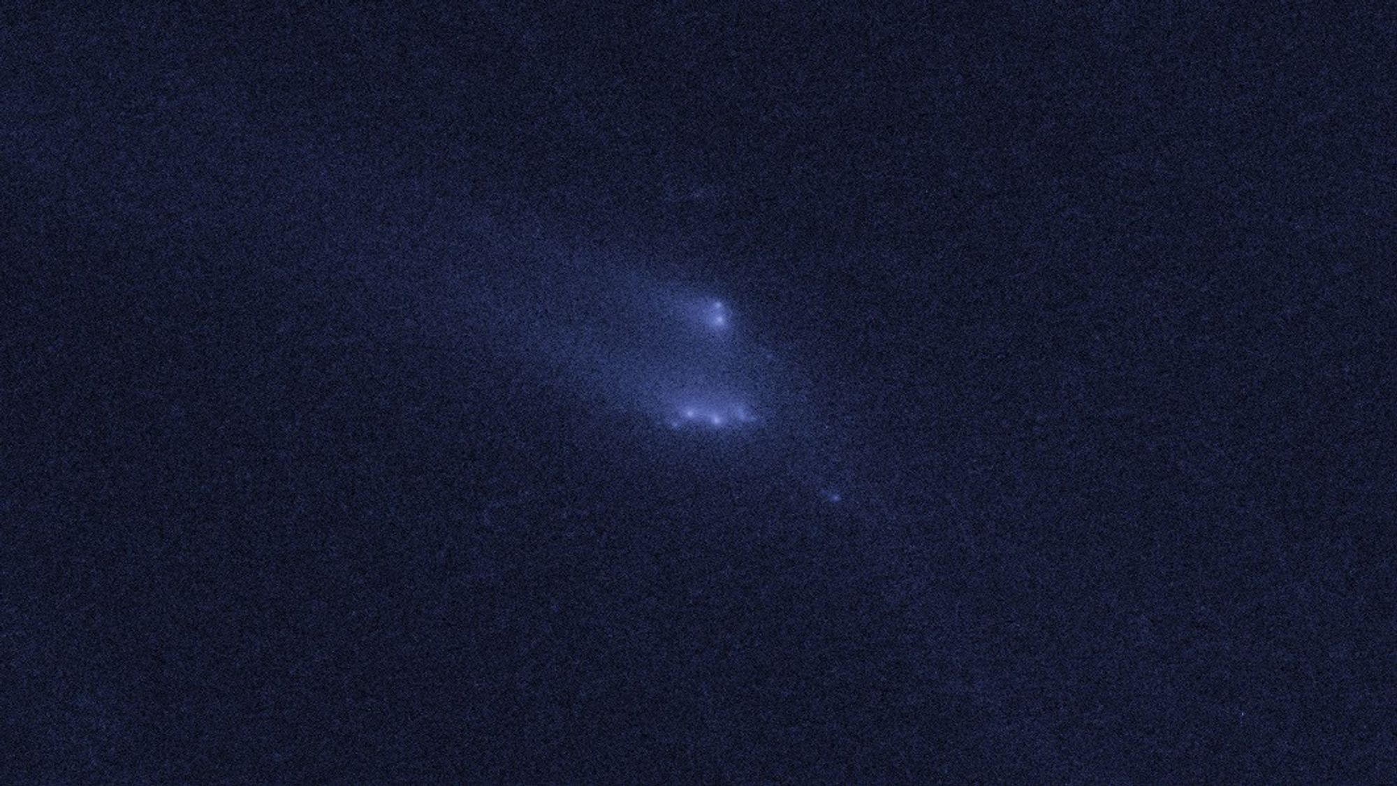 Hubble Observation of P/2013 R3 - December 13, 2013