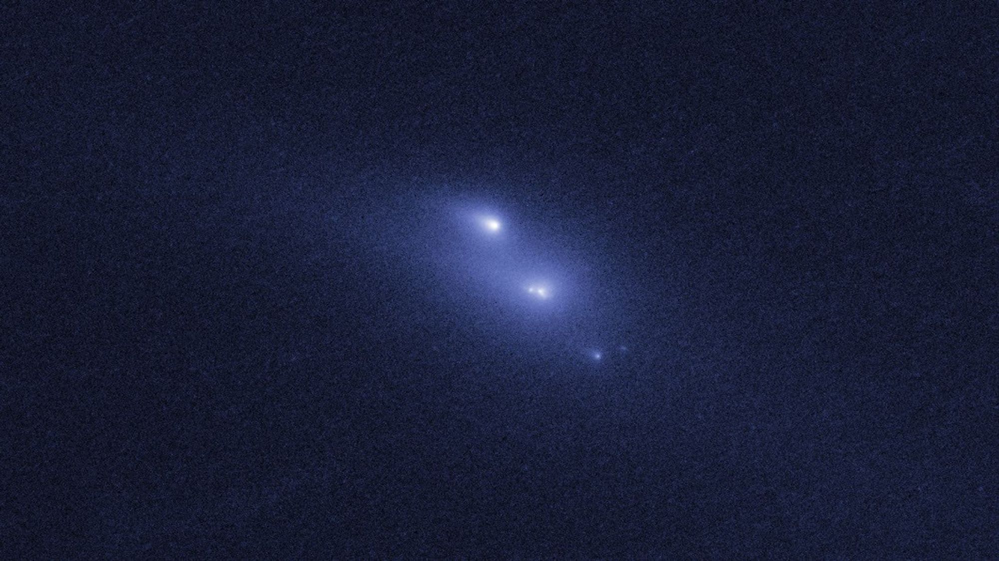 Hubble Observation of P/2013 R3 - October 29, 2013