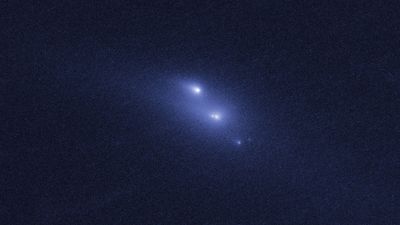 Hubble Observation of P/2013 R3 – October 29, 2013