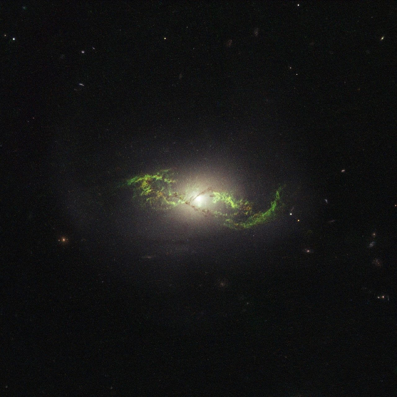 NGC 5972