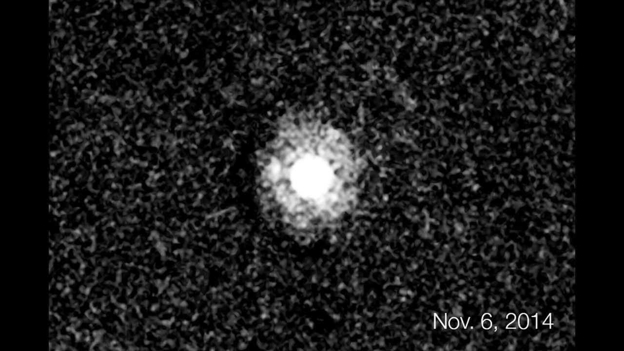 Light Echo Expanding from Exploded Star (Black-and-White)
