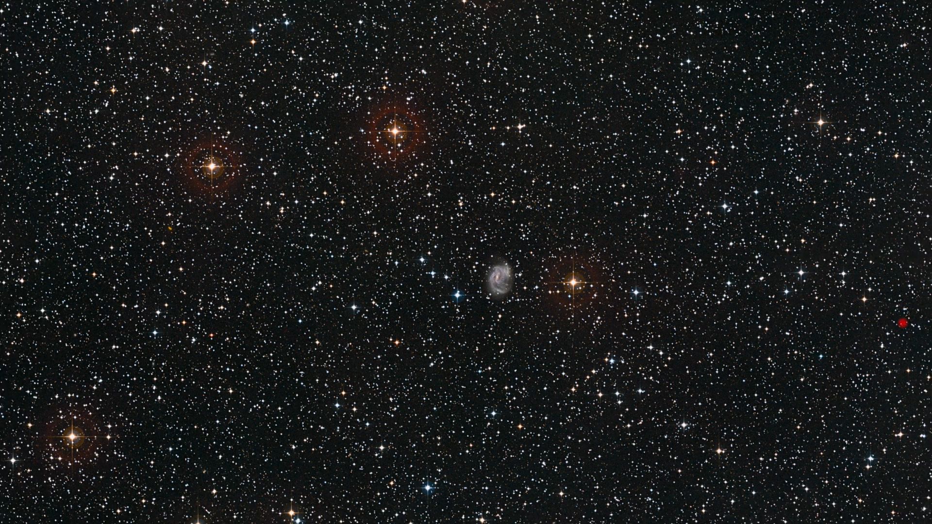 Zoom to Fading Supernova in NGC 2525