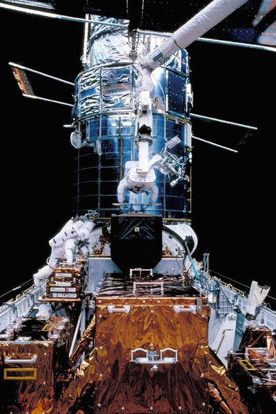 Giving Guidance: Replacing the Fine Guidance Sensors (1997)