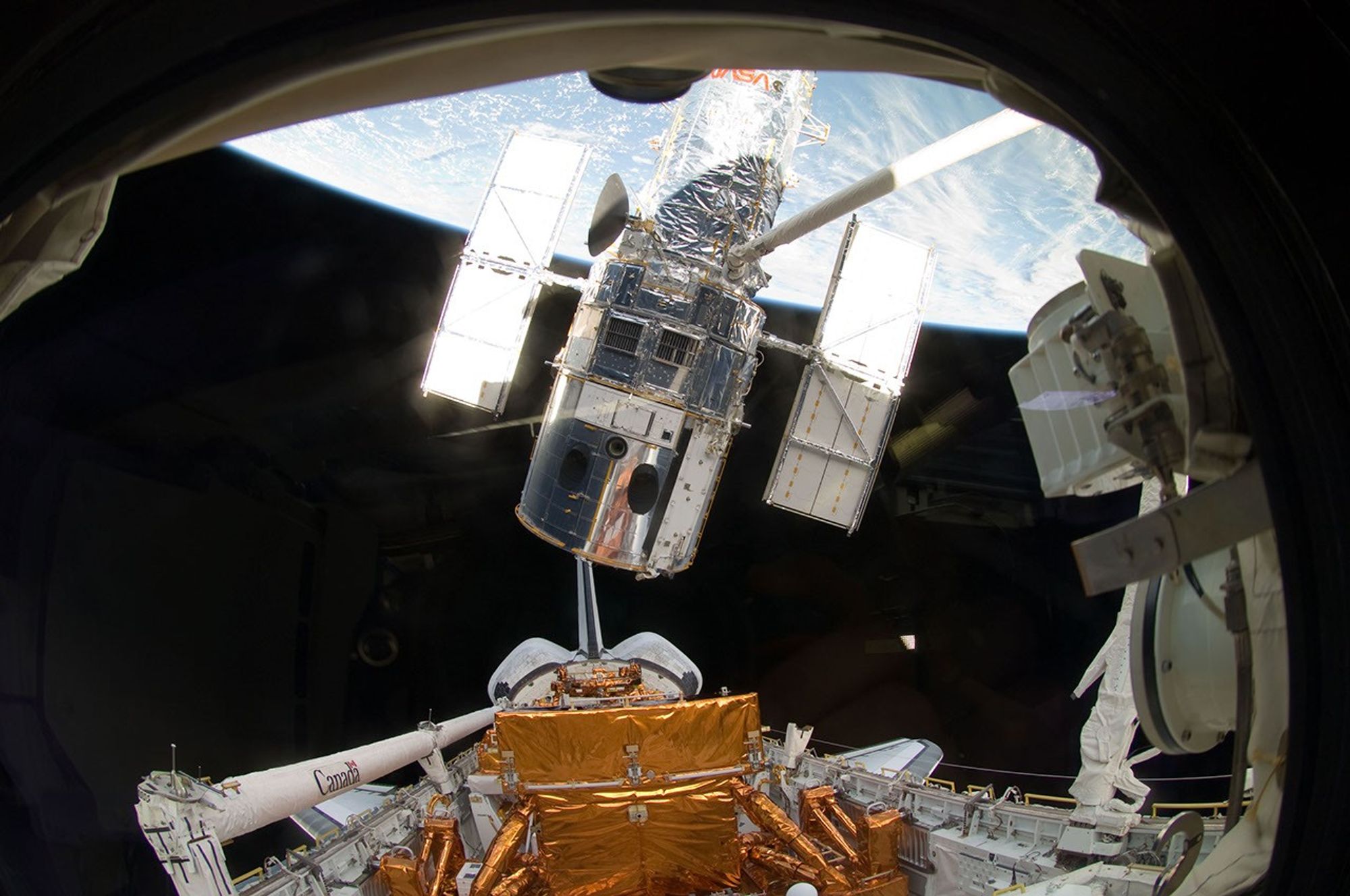Lifting Hubble from Atlantis' Cargo Bay (2009)