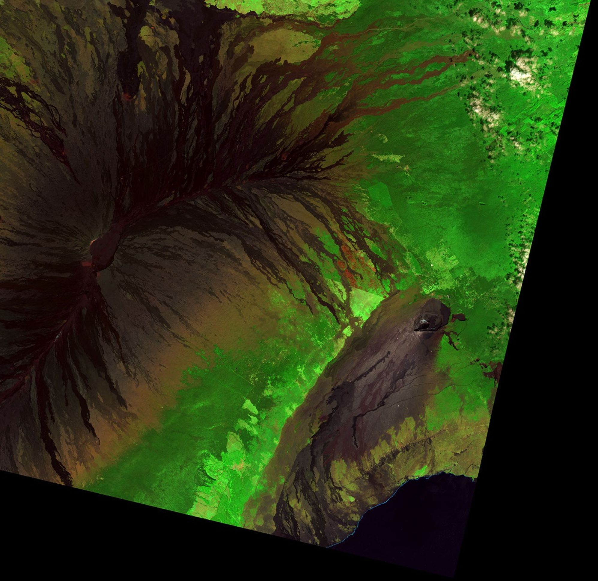 A infrared-color composite of the Keauhou Ranch fire on Dec 15, 2018