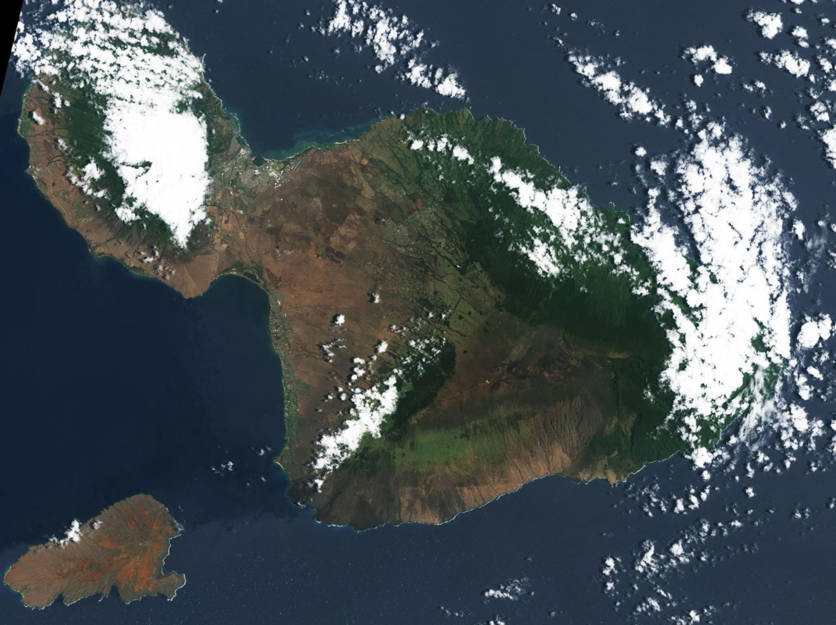 A natural-color composite of the Maui fire on Aug 7, 2023