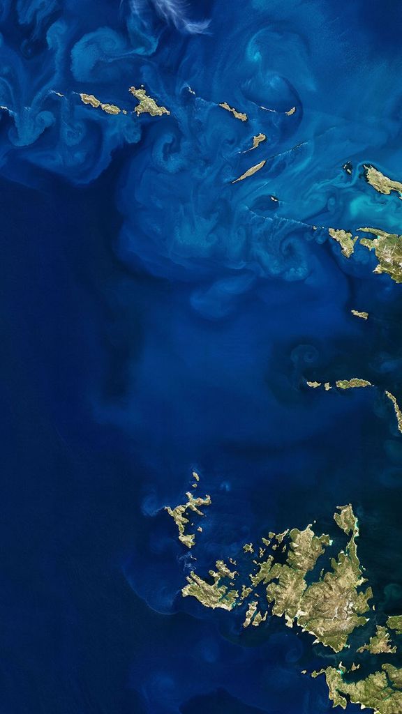 A natural-color Landsat satellite image of the Falkland Islands.