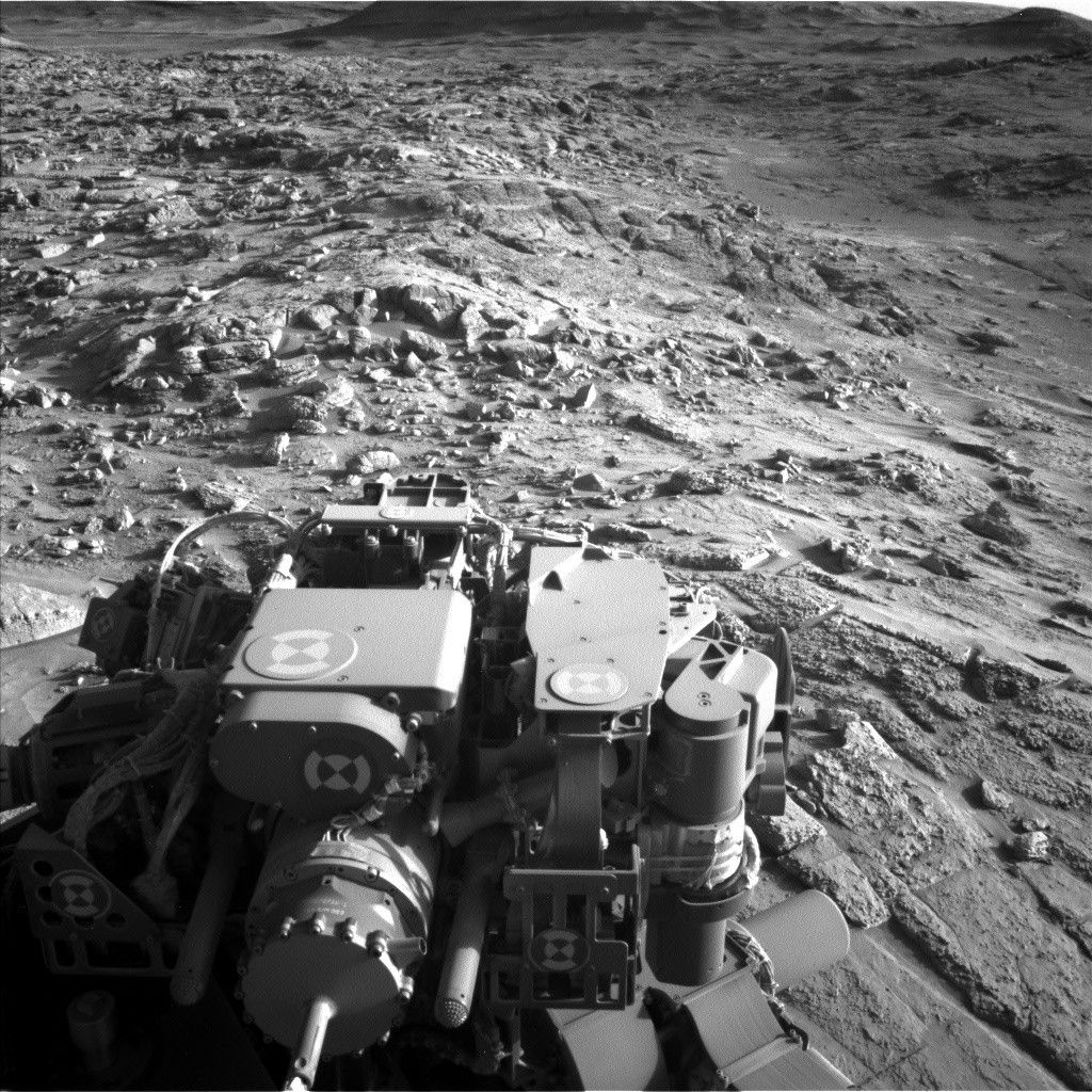 Sols 4534-4535: Last Call for the Layered Sulfates? (West of Texoli Butte, Headed West)