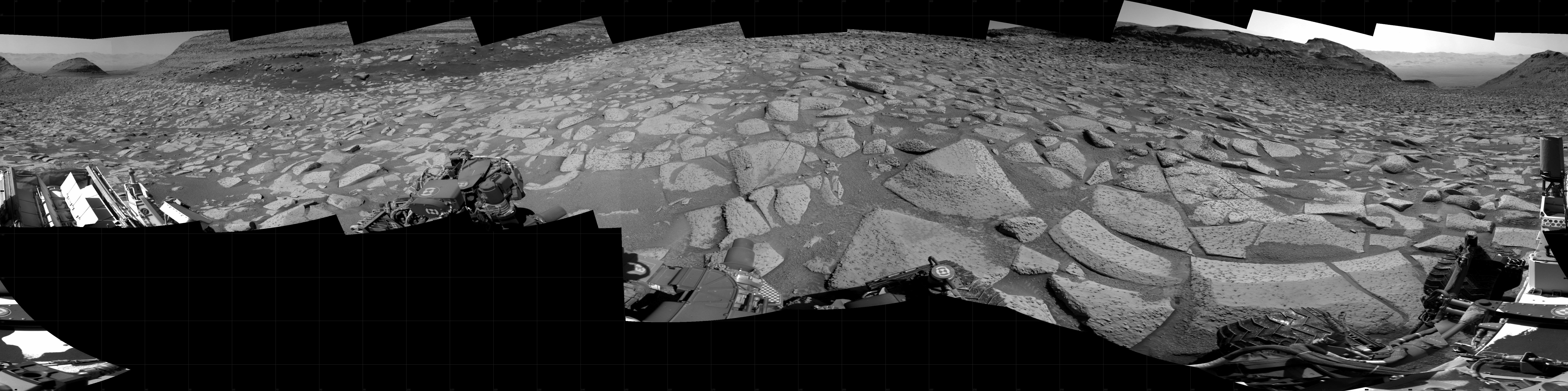 Grayscale image of Mars on Sol 4510