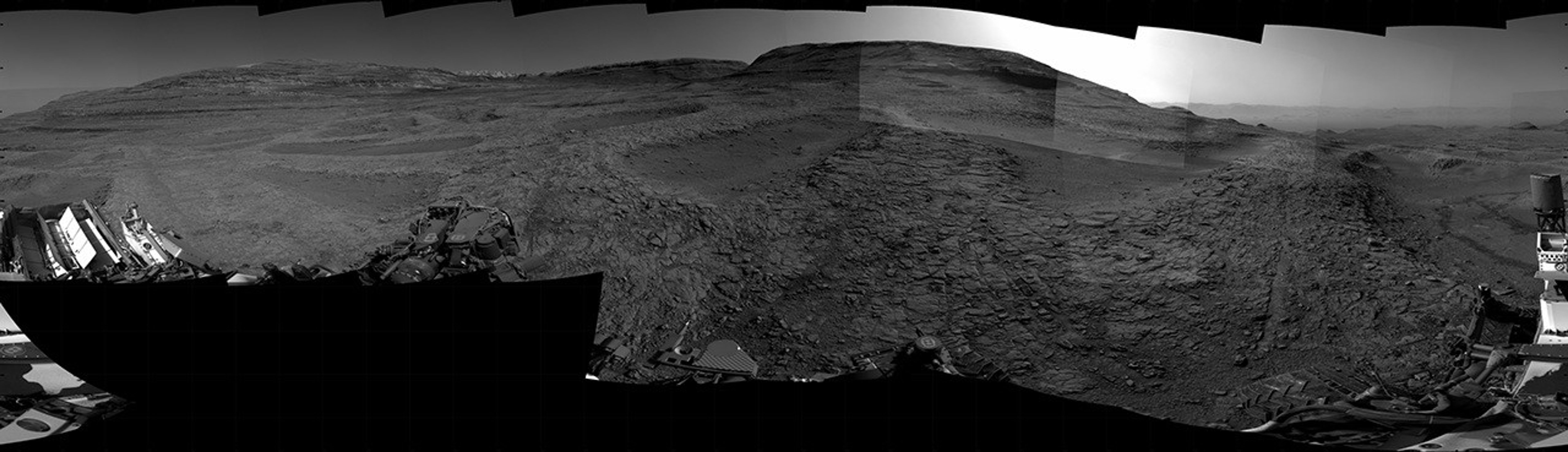 Sol 4711: Right Navigation Camera, Cylindrical Projection