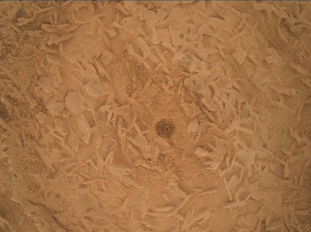 Curiosity Blog, Sols 5016–5021: Fantastic Minerals and How To Detect ...