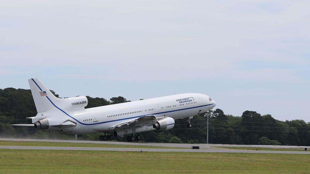 Aircraft Carrying Swift Boost Satellite Takes off From NASA Wallops