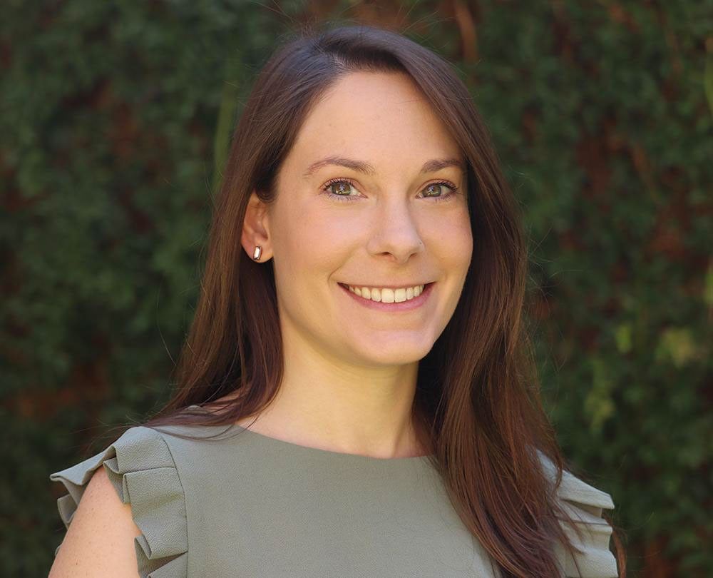 Portrait photo of Catherine Fontana