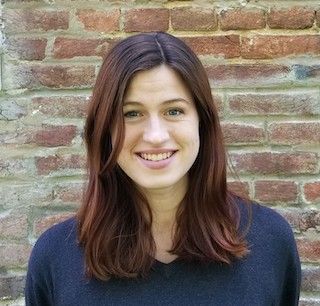 Portrait of a smiling woman.