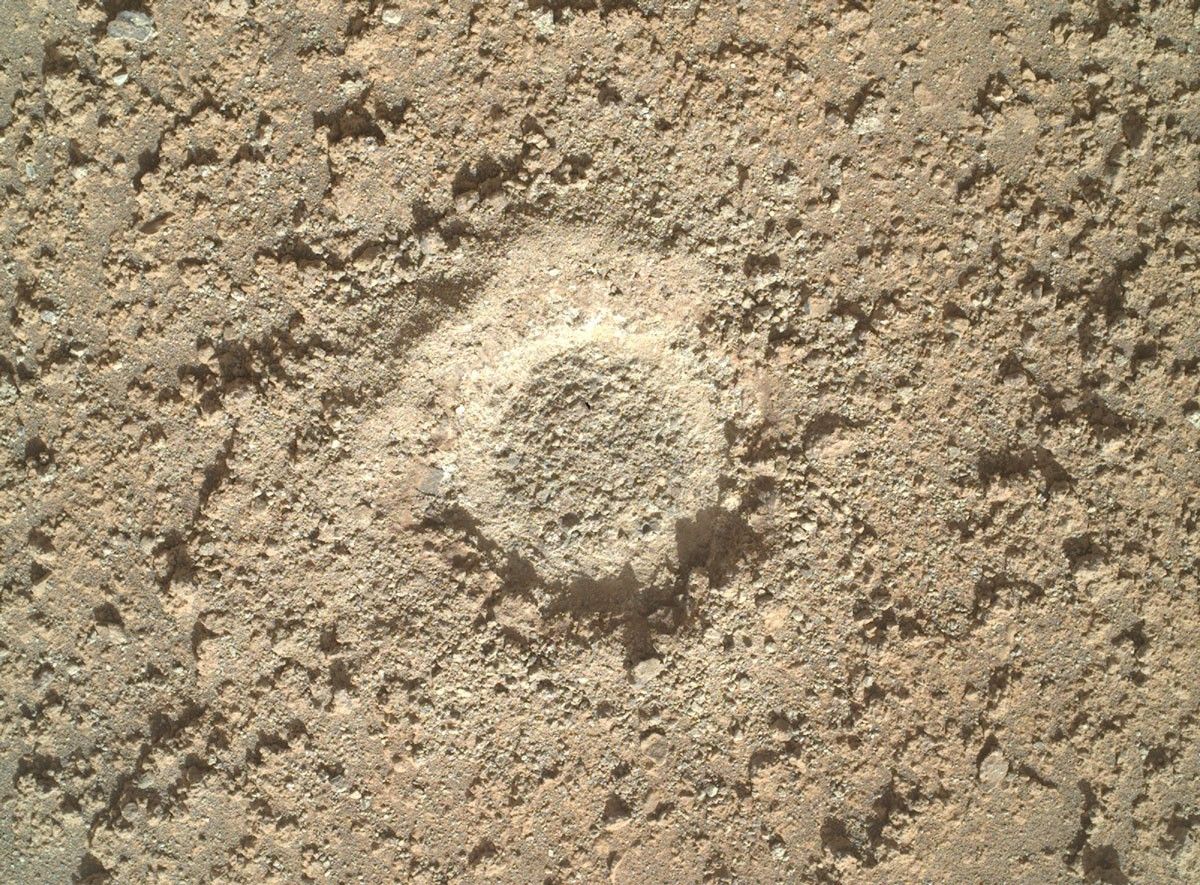 Mars surface image from rover