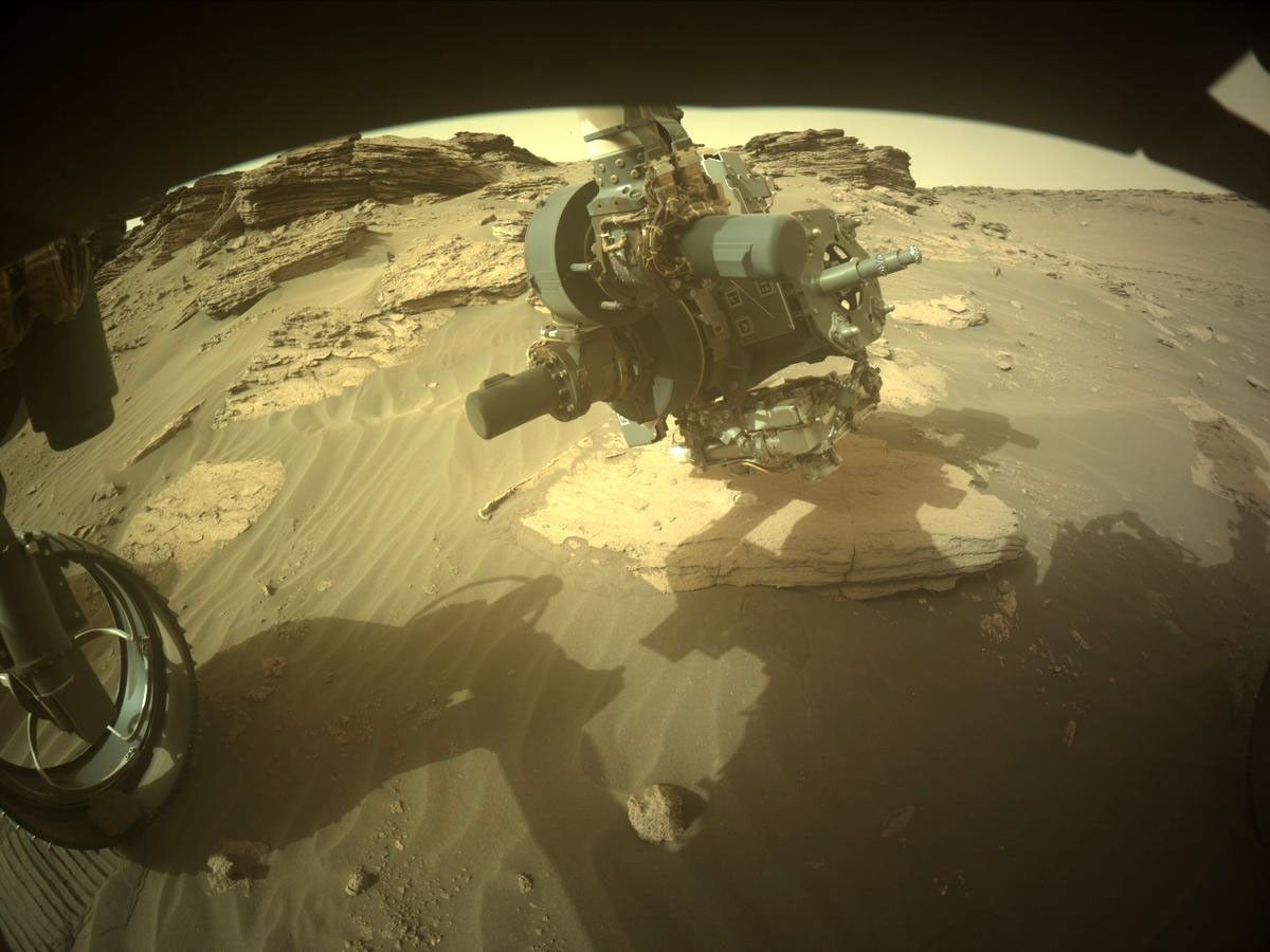 Mars surface image from rover