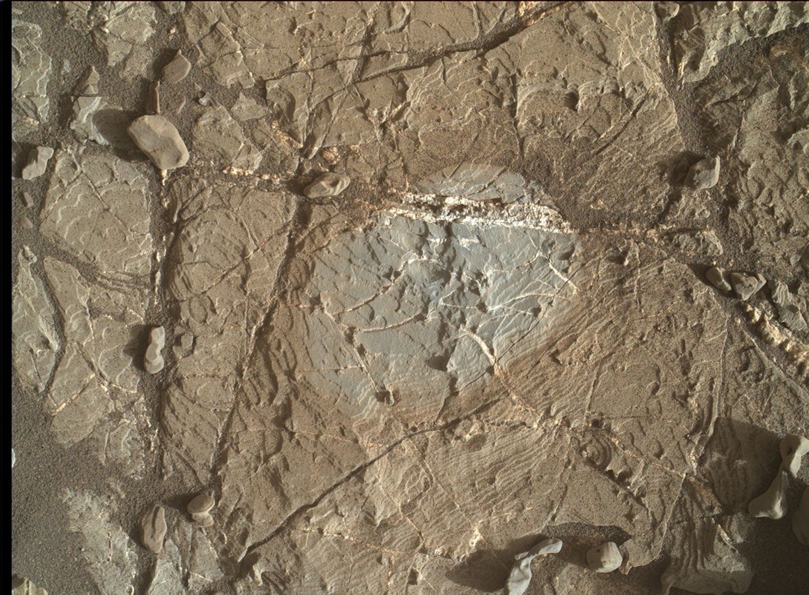 Sol 1937: Taking a closer look…