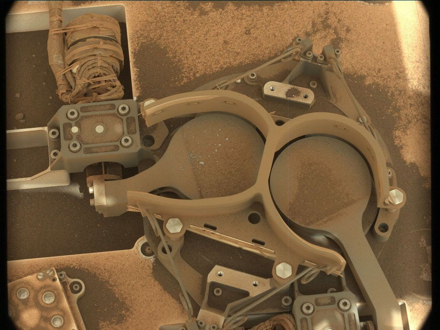 Sol 2231-32: SAM goes to Highfield