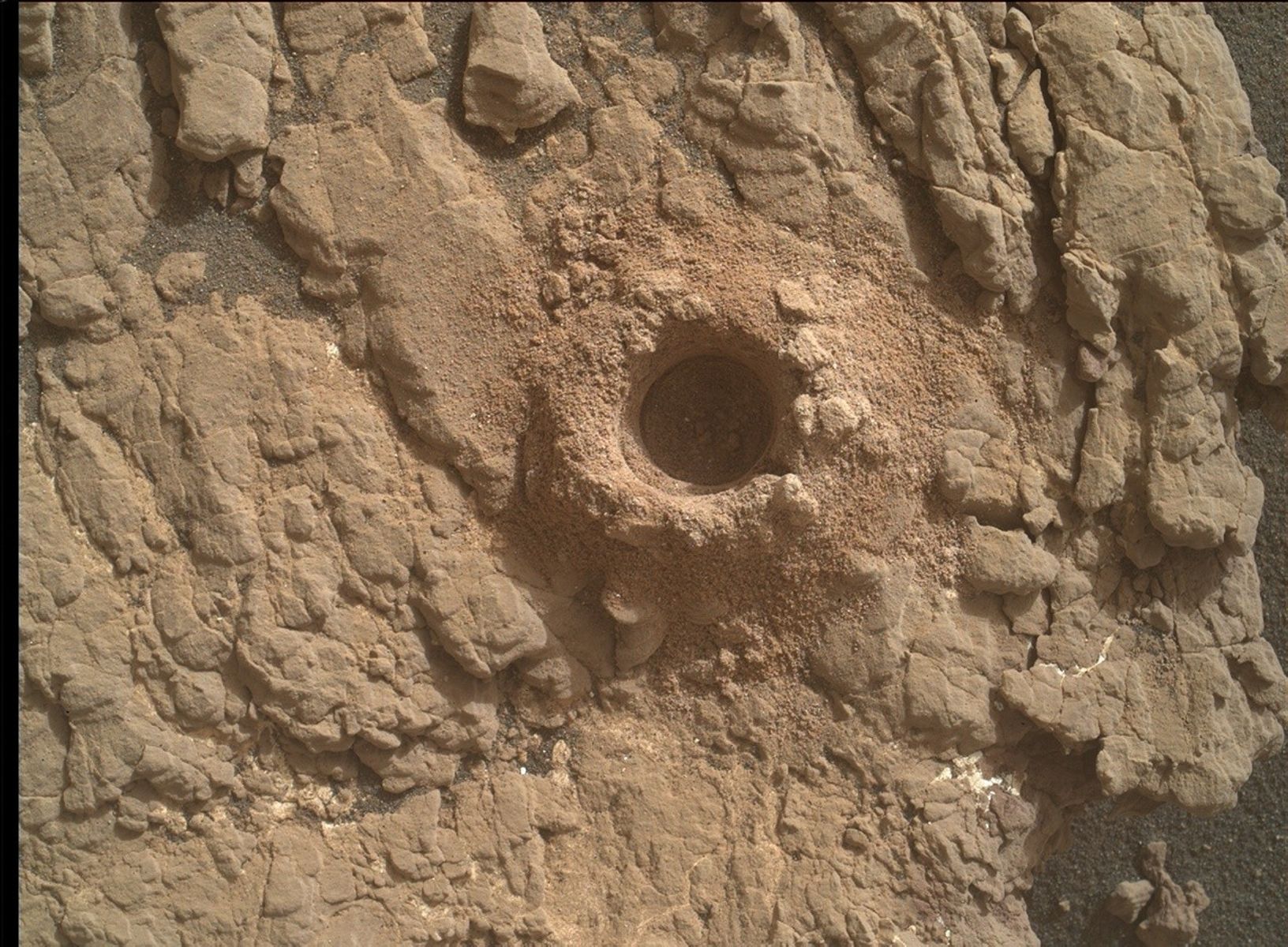 Sols 2404-2406: (Starting to) Drive Away!