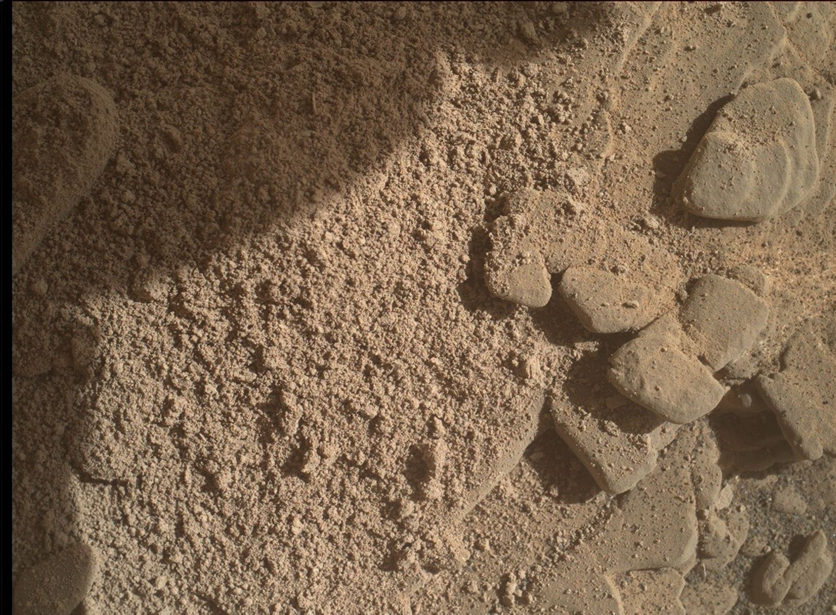 Sols 2551-2552: Analyzing the Glen Etive 2 Drill Sample