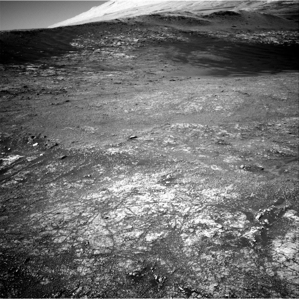 Sol 1943: From the South Rim of Vera Rubin Ridge