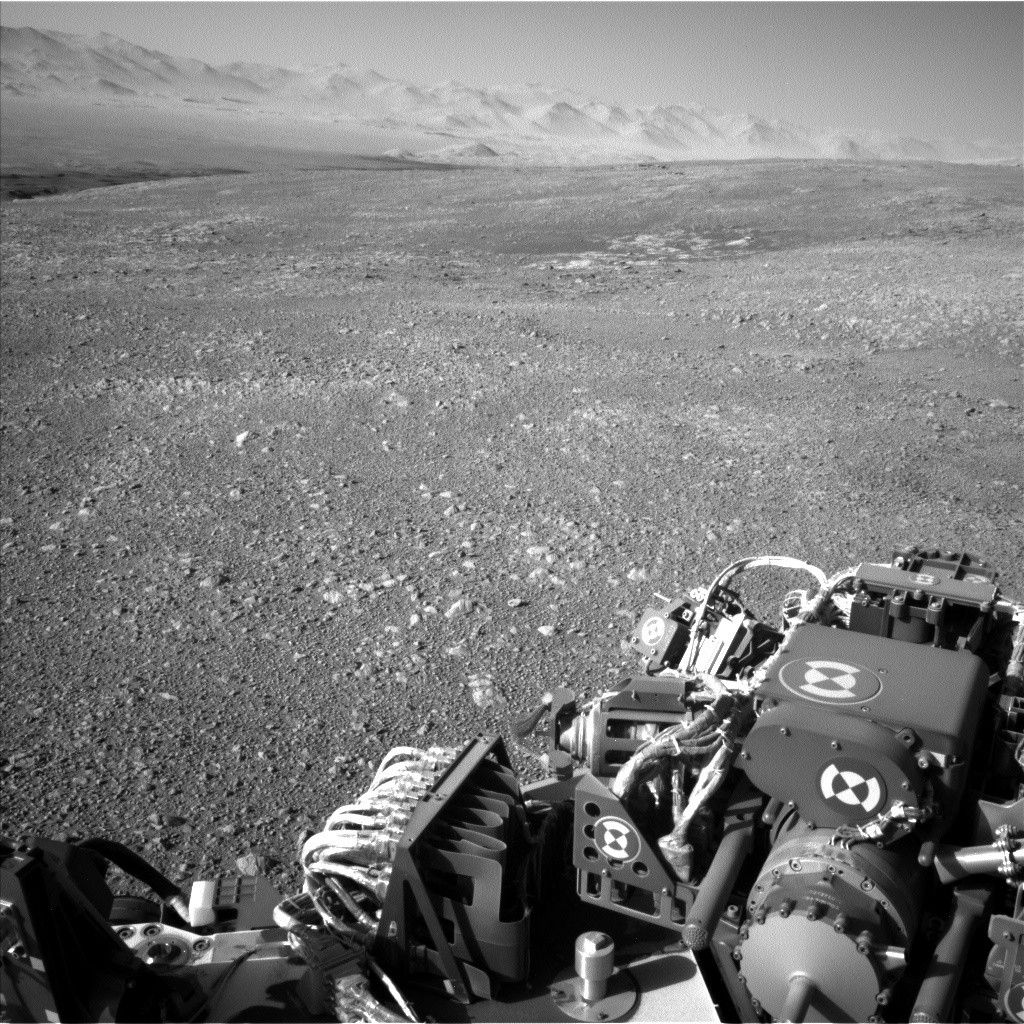 Sols 1952-1953:  Another "touch and go"