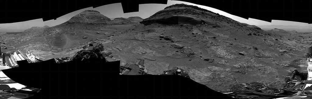 
			Sols 3551-3552: Through the Pass We Go! - NASA Science			