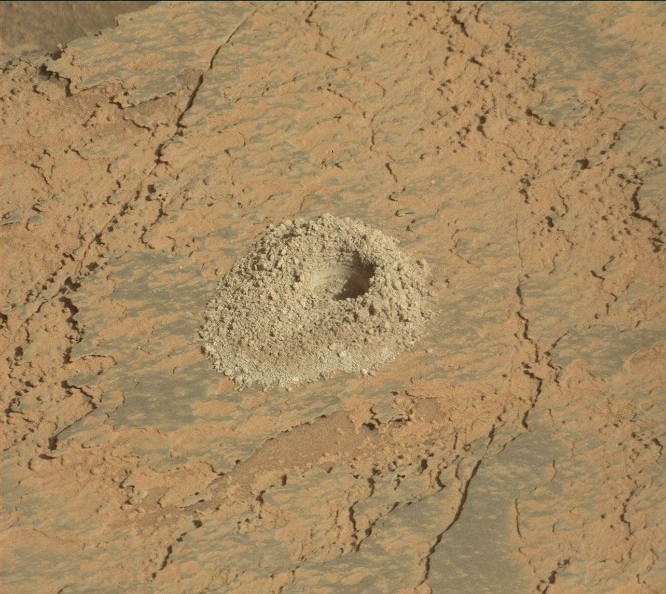 This image was taken by Mast Camera (Mastcam) onboard NASA's Mars rover Curiosity on Sol 4107.