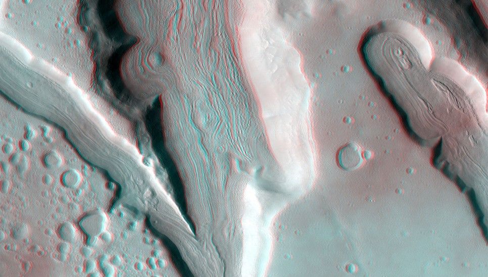 The Coloe Fossae region is a series of enclosed, intersecting canyons.