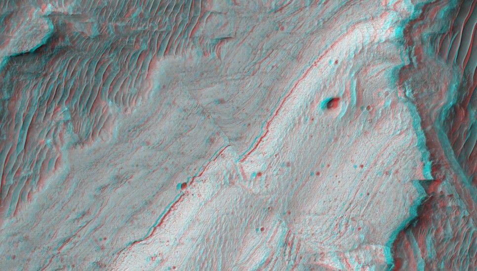 This image shows the floor of Ius Chasma