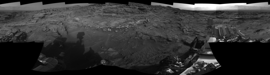 Sol 1085: Right Navigation Camera, Cylindrical Perspective - NASA Science