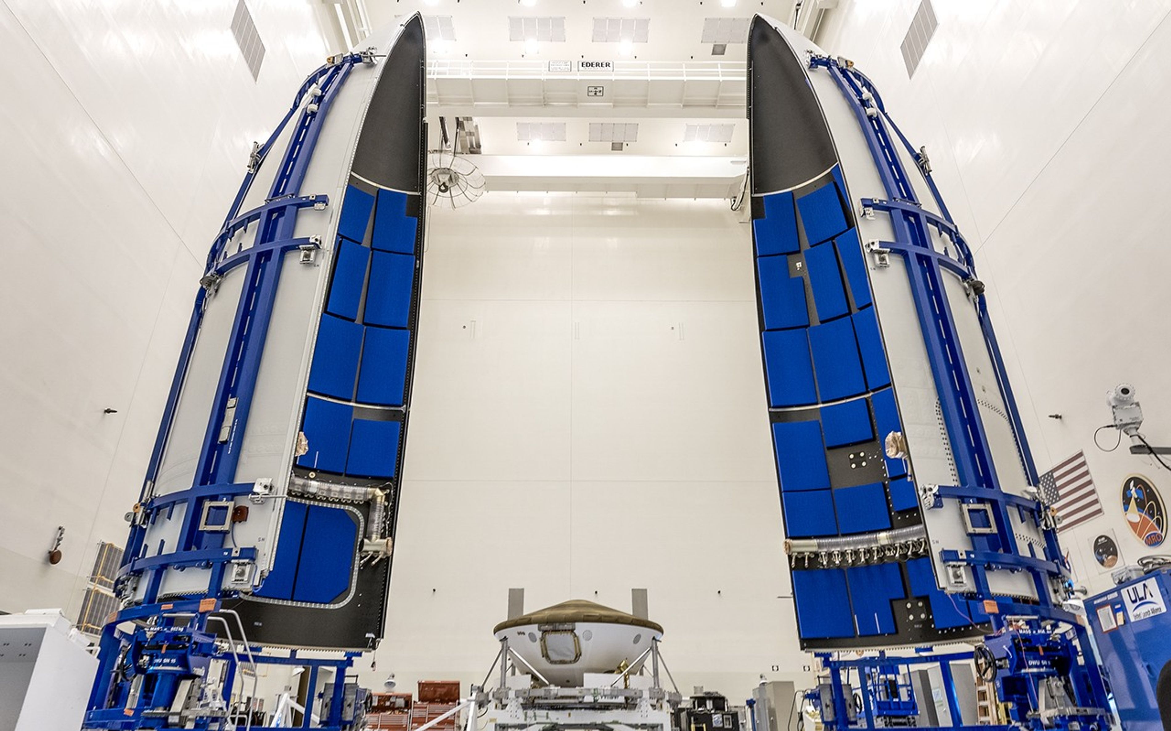 
			Mars 2020 Perseverance Encapsulation - NASA Science			