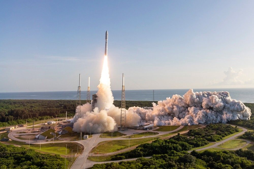 The rocket carrying the Mars 2020 mission with the Perseverance rover lifts off from KSC