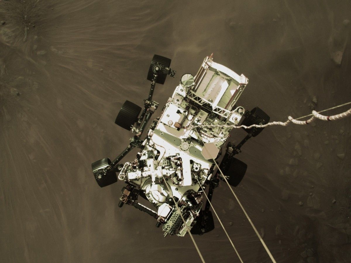 an image of NASA’s Perseverance rover as it touched down on Mars