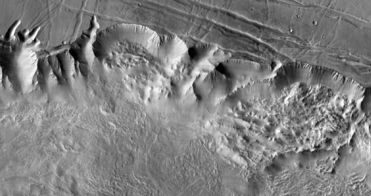 Big Mars Close View of Valles Marineris - NASA Science