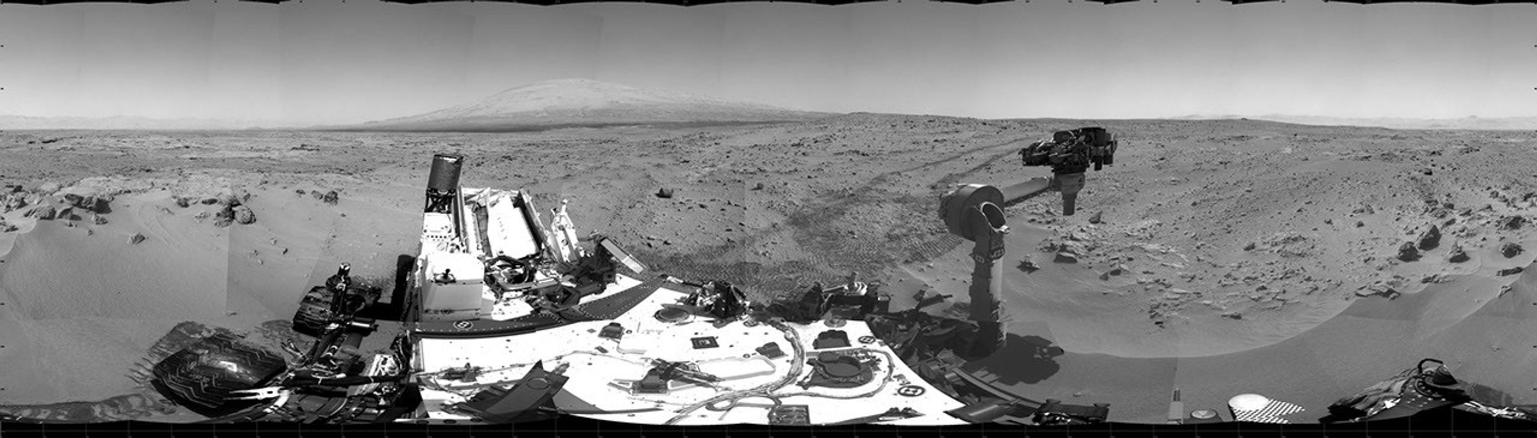This 360-degree scene shows the surroundings of the location where NASA Mars rover Curiosity arrived on the 59th Martian day, or sol, of the rover's mission on Mars (Oct. 5, 2012).