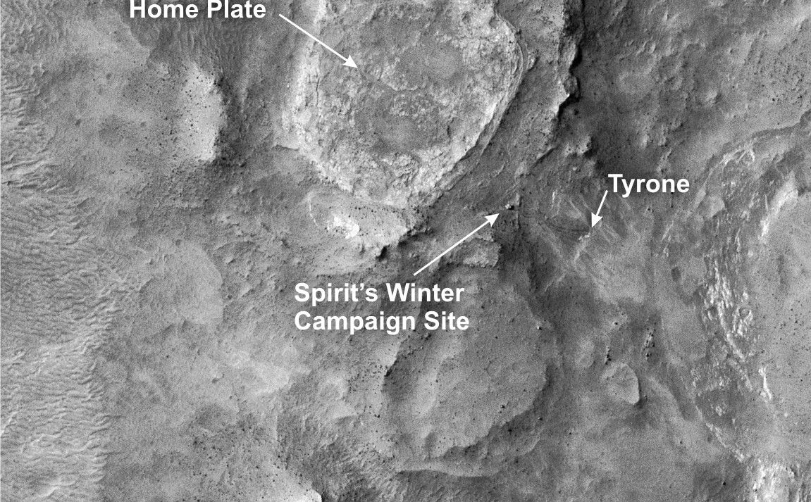 PIA09088-RA2-hirise-context_annotated.tif