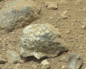 The Mast Camera (Mastcam) on NASA's Mars rover Curiosity showed researchers interesting color and patterns in this unnamed rock imaged during the 27th Martian day, or sol, of the rover's work on Mars (Sept. 2, 2012).