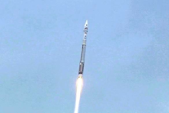 The United Launch Alliance Atlas V rocket lifts off from Space Launch Complex-41 at Cape Canaveral Air Force Station carrying the Mars Atmosphere and Volatile Evolution, or MAVEN, spacecraft on a 10-month journey to the Red Planet.