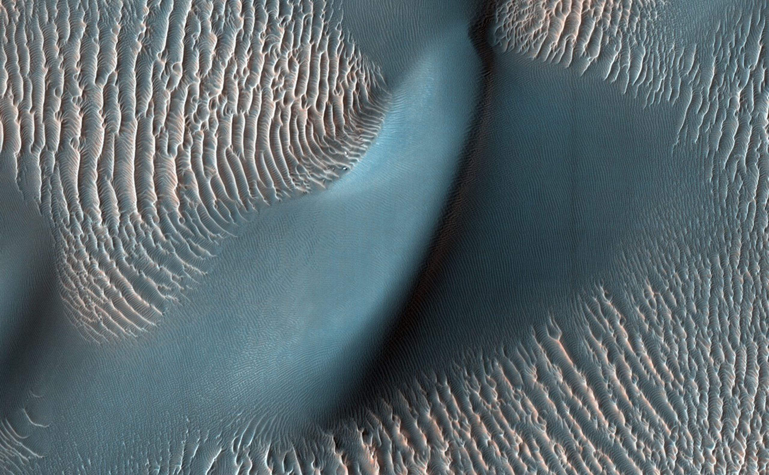 ESP_011909_1320.jpg